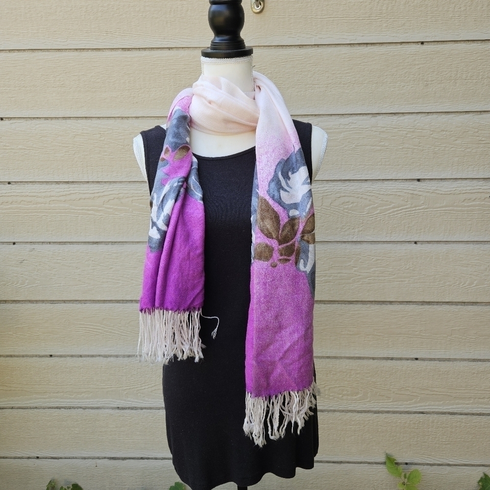 Light Pink And Purple Pashmina Shawl Scarf With Gray Roses Silk And Cashmere